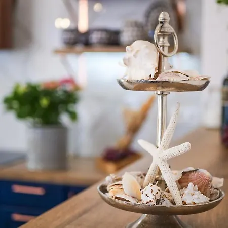 Luksusowe Bursztynowy ,,morski Szafir