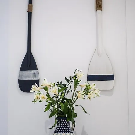 Luksusowe Bursztynowy ,,morski Szafir