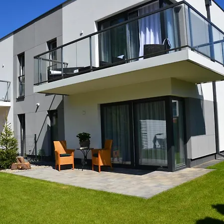 Luksusowe Bursztynowy ,,morski Szafir